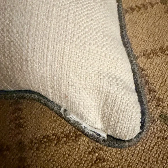 Fairfield rectangular stuffed bed couch pillow cushion NWOT - Picture 8 of 9